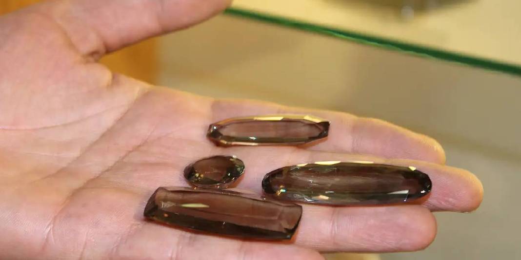 Sadece Türkiye’de çıkarılıyor, tüm dünya bizden alıyor! Osmanlı’nın ‘Sultan taşı’: Mücevher sektörünün vazgeçilmezi 3